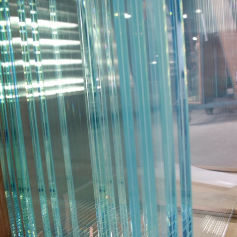 All Team Glass & Mirror Ltd. in Woodbridge, Ontario, is the best laminated glass manufacturer in North America.