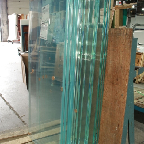 Strong and durable laminated safety glass from All Team Glass & Mirror Ltd. in Woodbridge, Ontario.