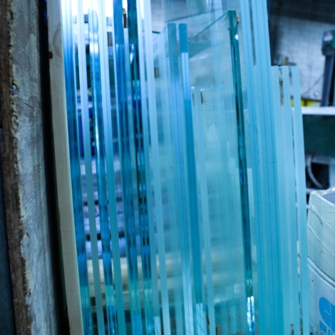 The best laminated glass panels from All Team Glass & Mirror Ltd. in Woodbridge, Ontario.